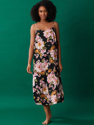 Room Service V-Neck Maxi Slip